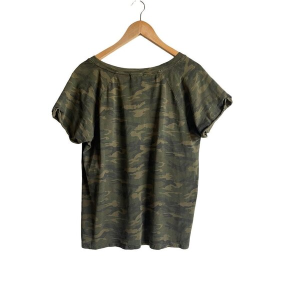 Mod Ref Camo V-Neck Cropped T-Shirt Size Large Short Sleeve Green Cotton Blend - Picture 3 of 7